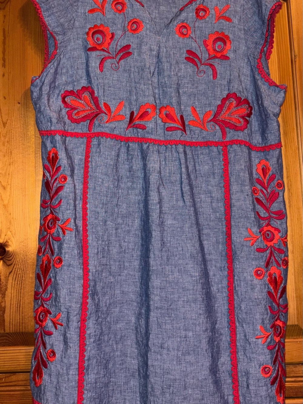Boden Blue Chambray Sheath Dress with Red Floral Embroidery 18L